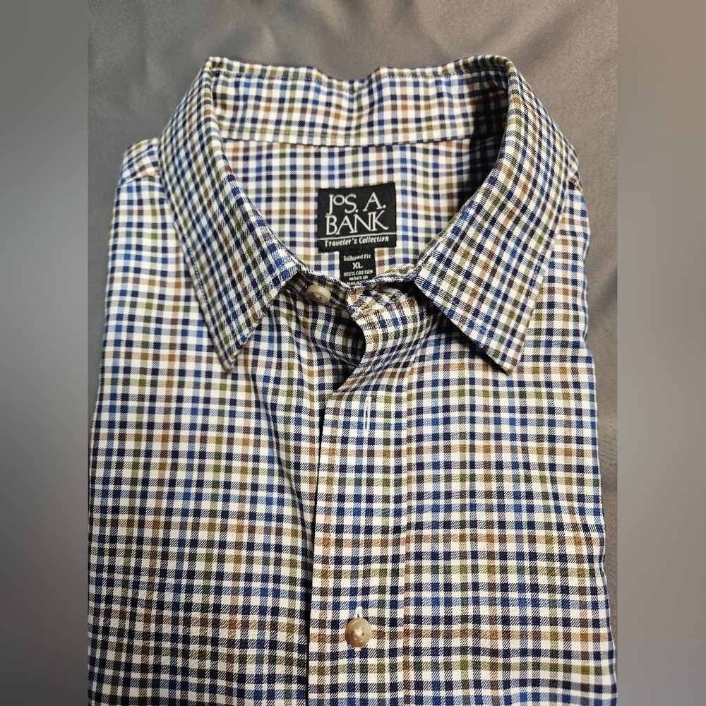 Jos A Bank Mens Traveler LS Button Down Blue Tan Plaid Dress Shirt X-Large